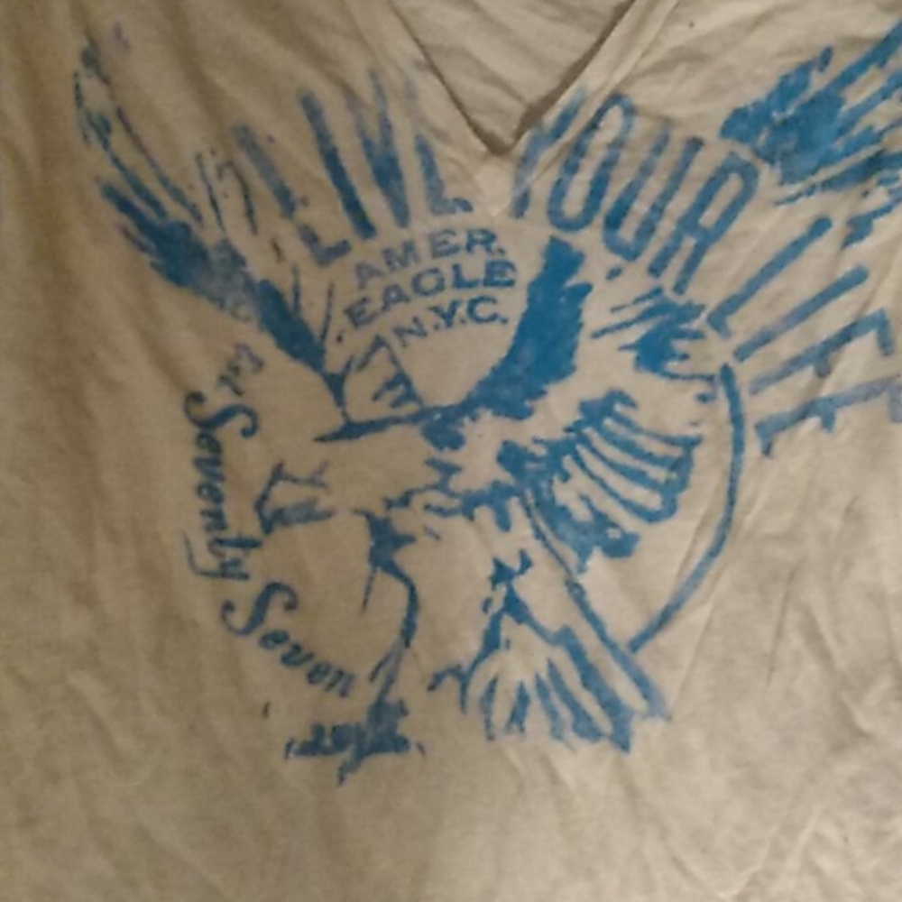 American eagle T shirt